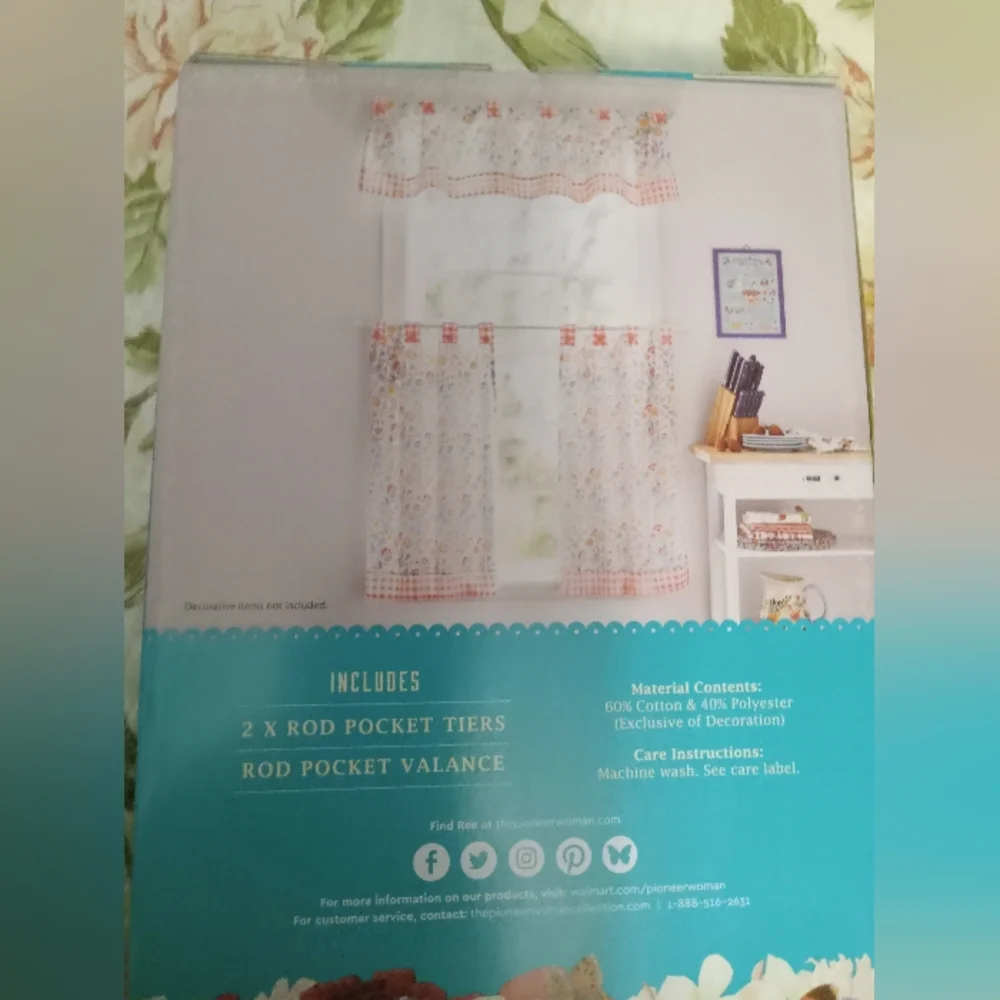 The Pioneer Woman Mazie Floral With Birds 3Pc Window Curtains New In Box - Picture 4 of 7